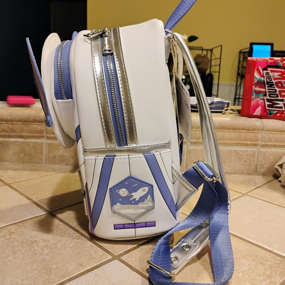 Loungefly Disney Stitch Figural Astronaut Backpack - Picture 2 of 5